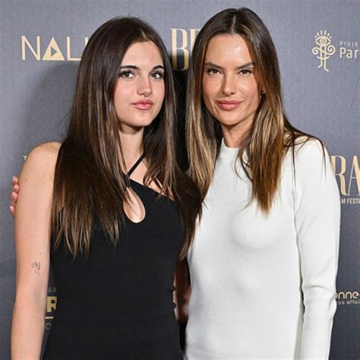 Alessandra Ambrosio, 39, Twins With Mini-Me Daughter Anja, 11, While Breaking A Sweat In LA — Pics