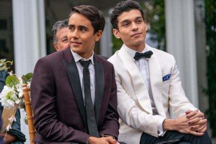 Anthony Turpel Talks Lake & Felix’s Split — Interview – Hollywood Life