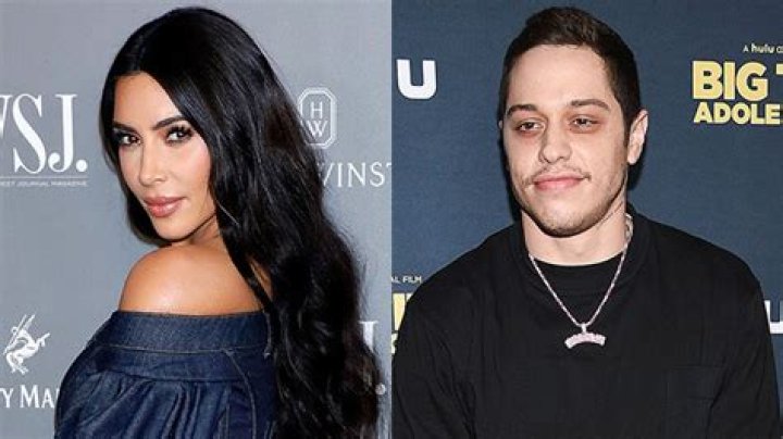 Kim Kardashian & Pete Davidson Holding Hands At Knott’s Berry Park – Hollywood Life