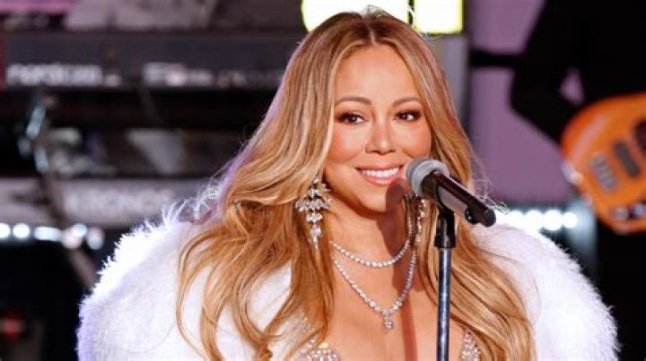 Mariah Carey Drops 20 More Lbs. & Looks Her Slimmest In Years In Slinky Dress — Pic
