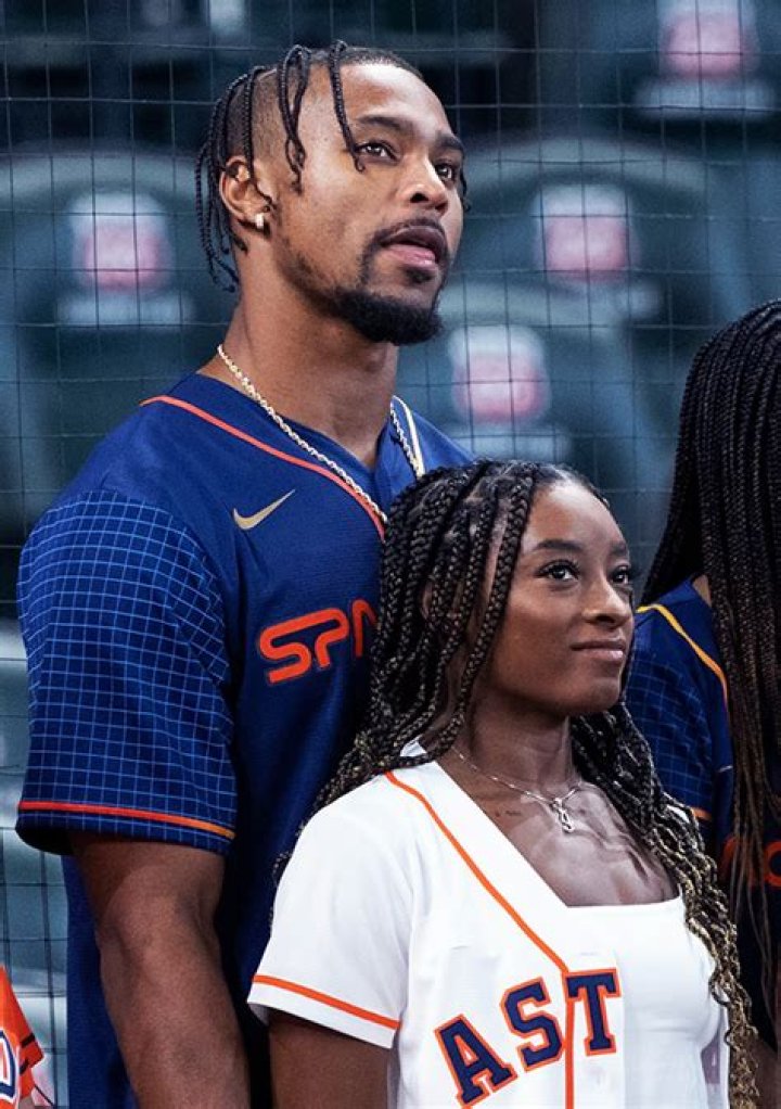 Simone Biles Marries Jonathan Owens – Hollywood Life