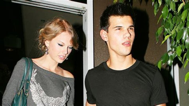 Why Did Taylor Swift & Taylor Lautner Break Up? – Hollywood Life